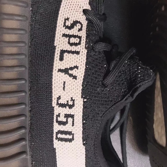 Adidas Yeezy Boost 350 V2 Black/White - Picture 7 of 11
